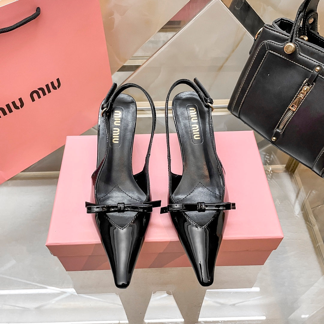 14A147ZDE Stylish High heels Heel height 5cm