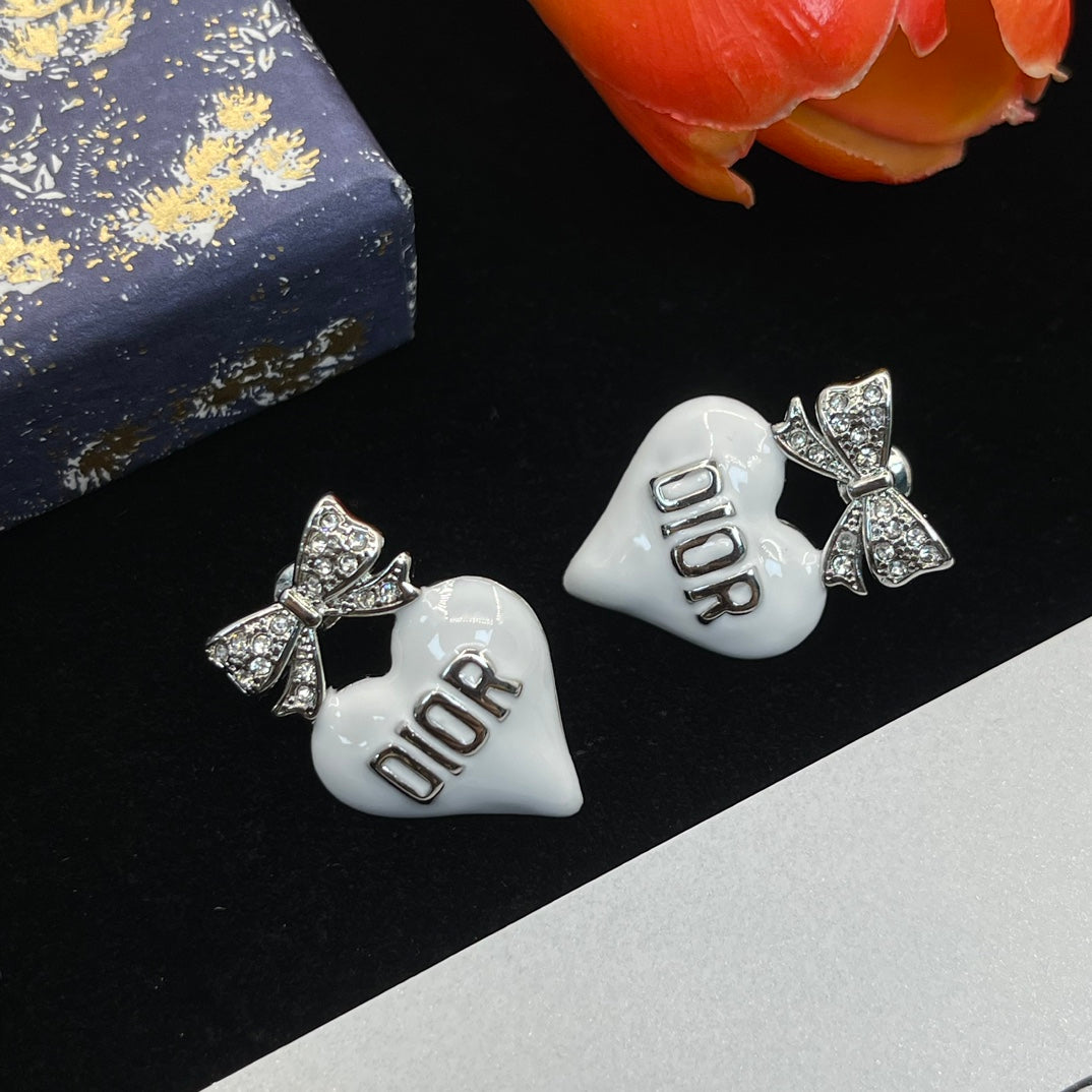 14D772EDE Stylish Earrings
