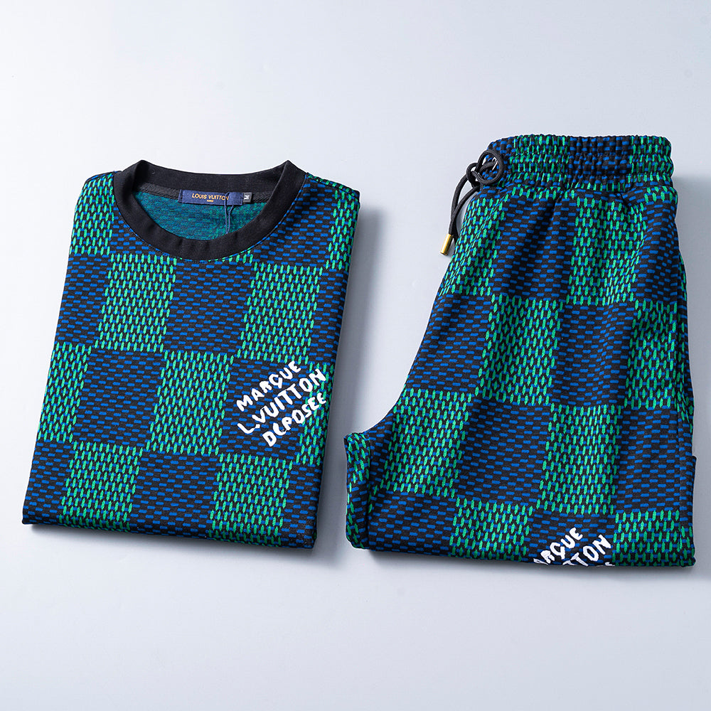 135RE120UDE Stylish shirt and shorts set