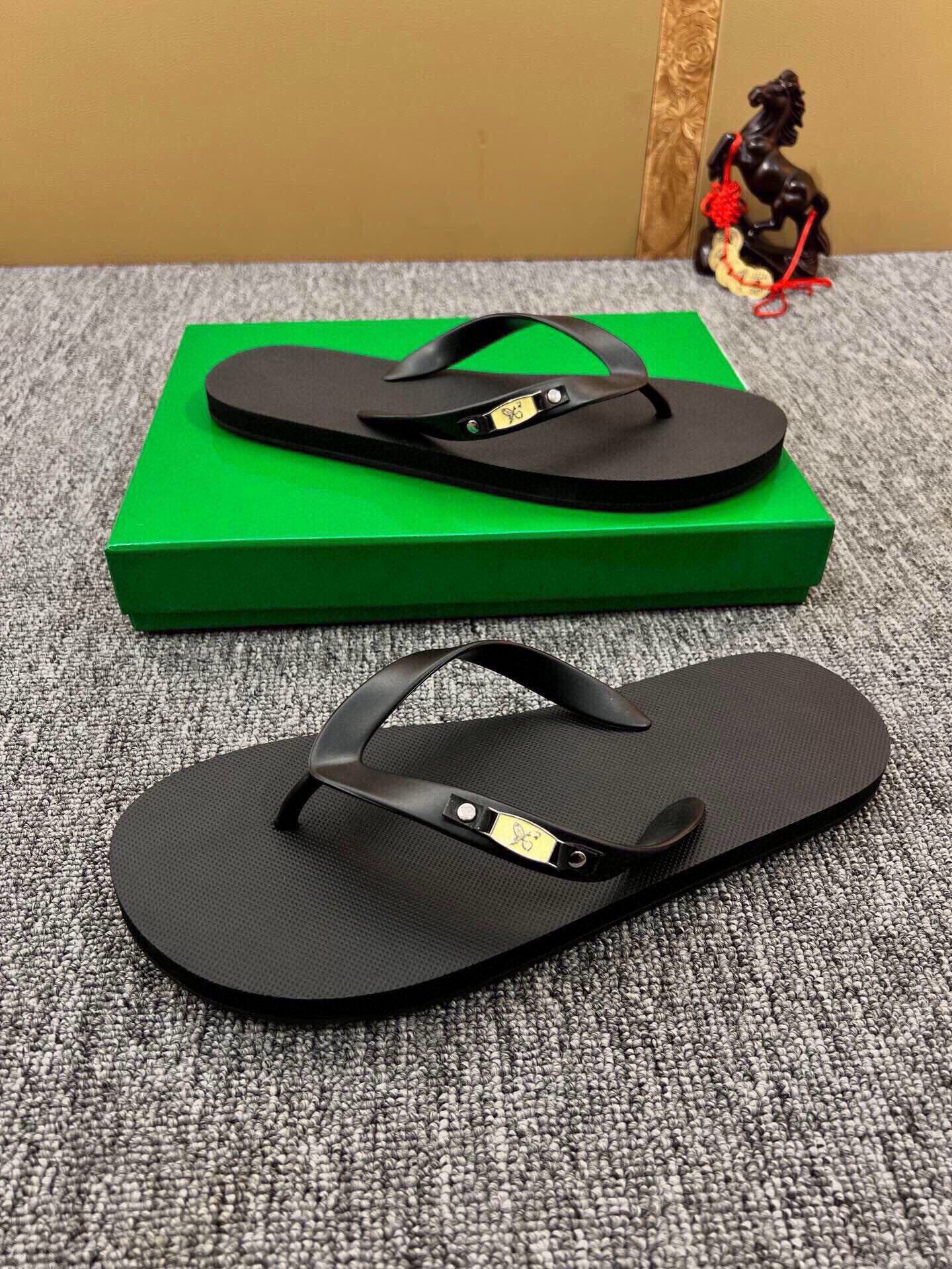 535ZA293ZDE Stylish Slippers