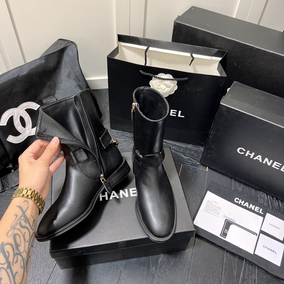 1JC12ZDE Stylish leather boots