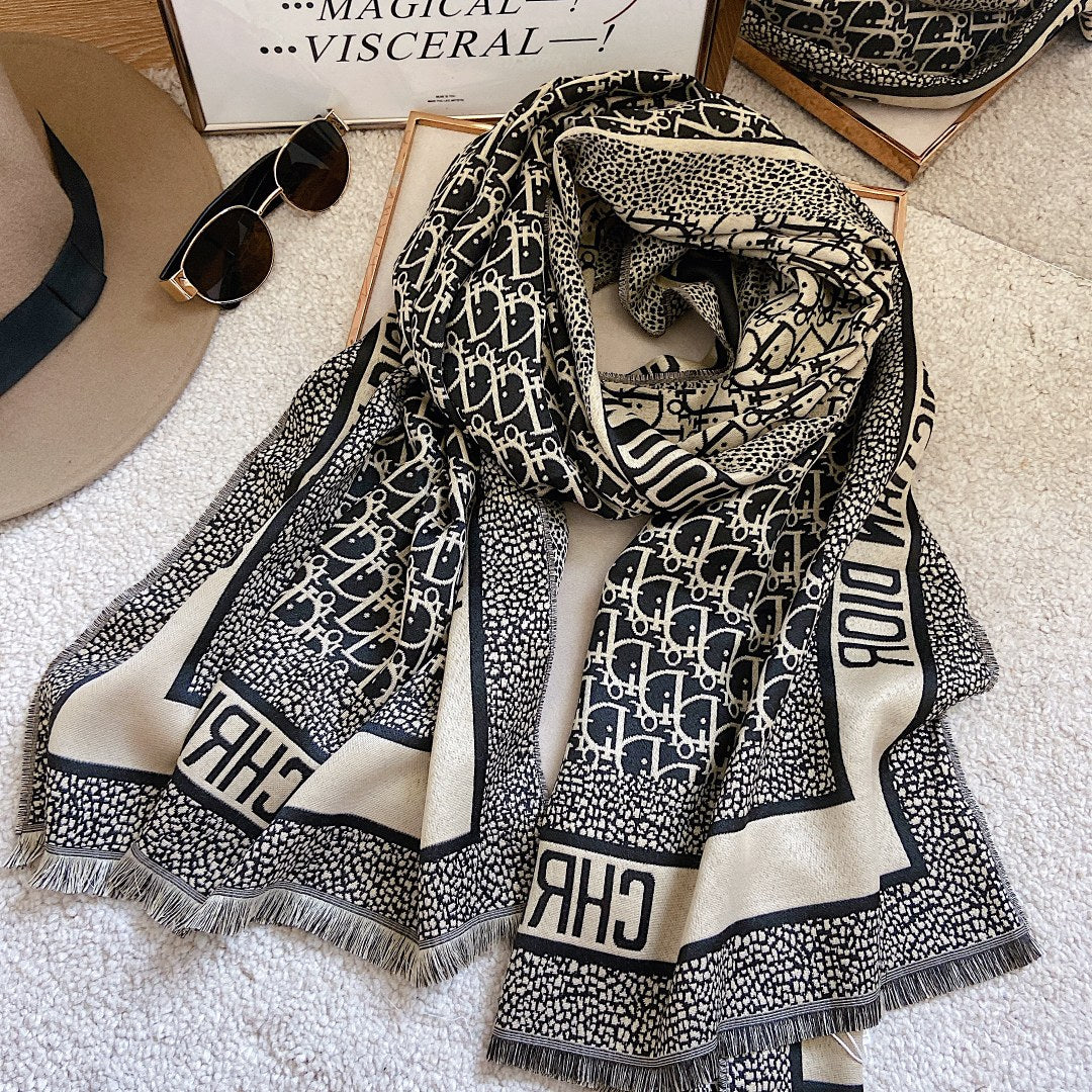185ZD45WDE Stylish Winter Scarves
