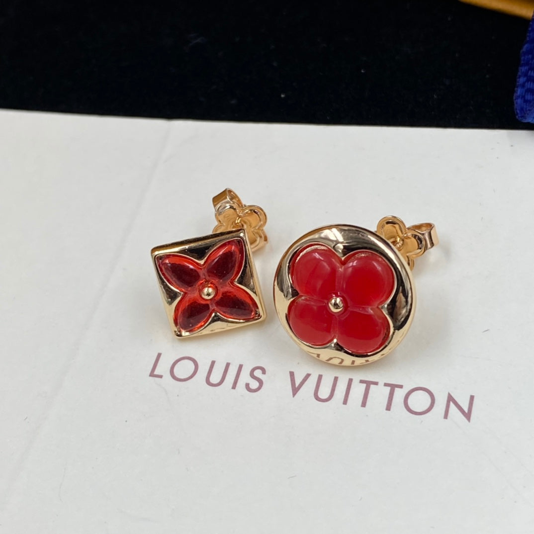 1YE346XDE Stylish Earrings Bracelets Necklaces