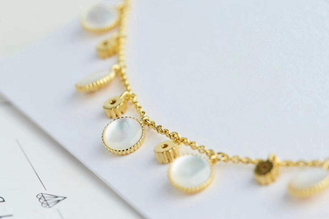1ND191EDE Stylish Necklaces