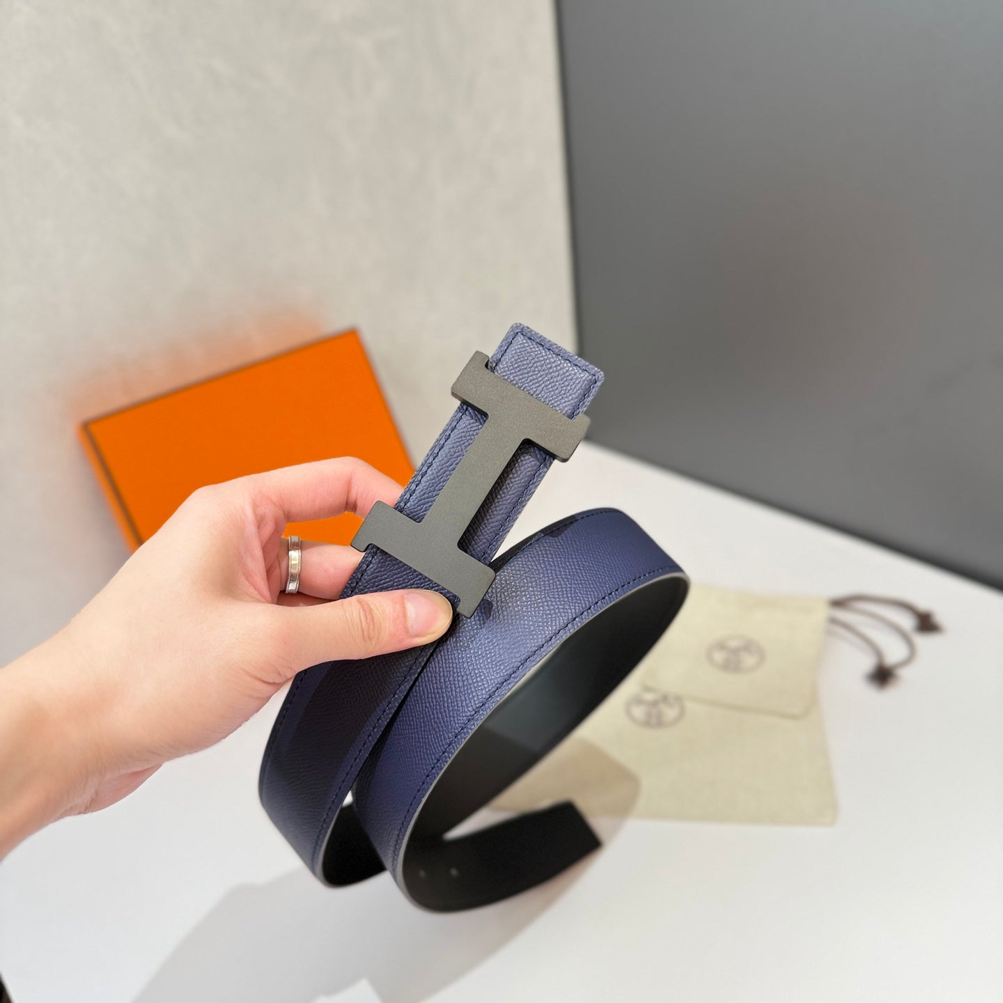 155RH231PDE Stylish High quality belt With full package