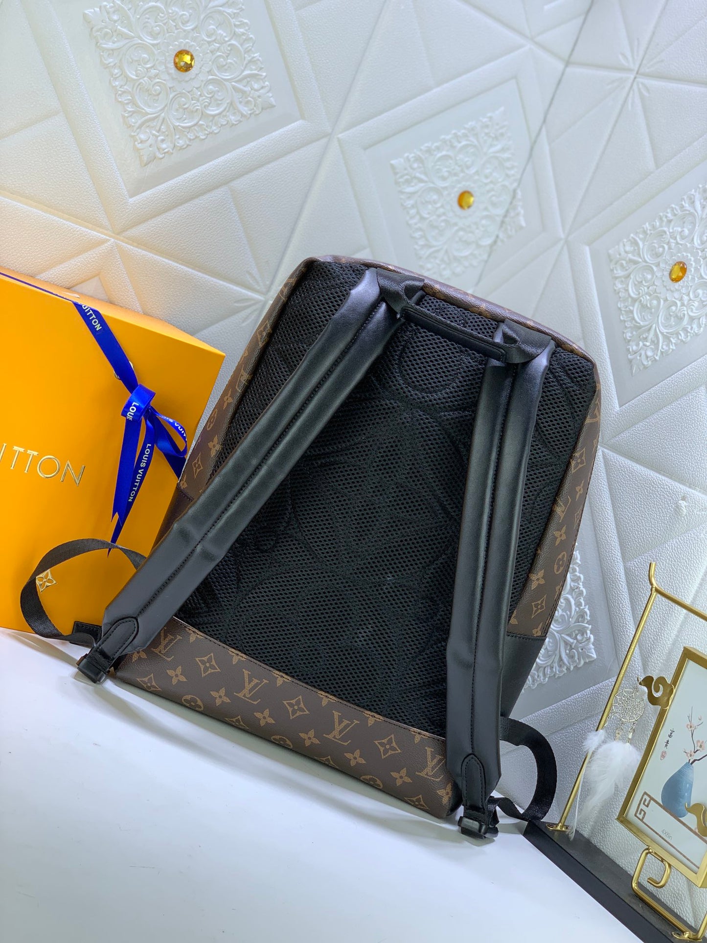 2XE346BDE Stylish leather bag