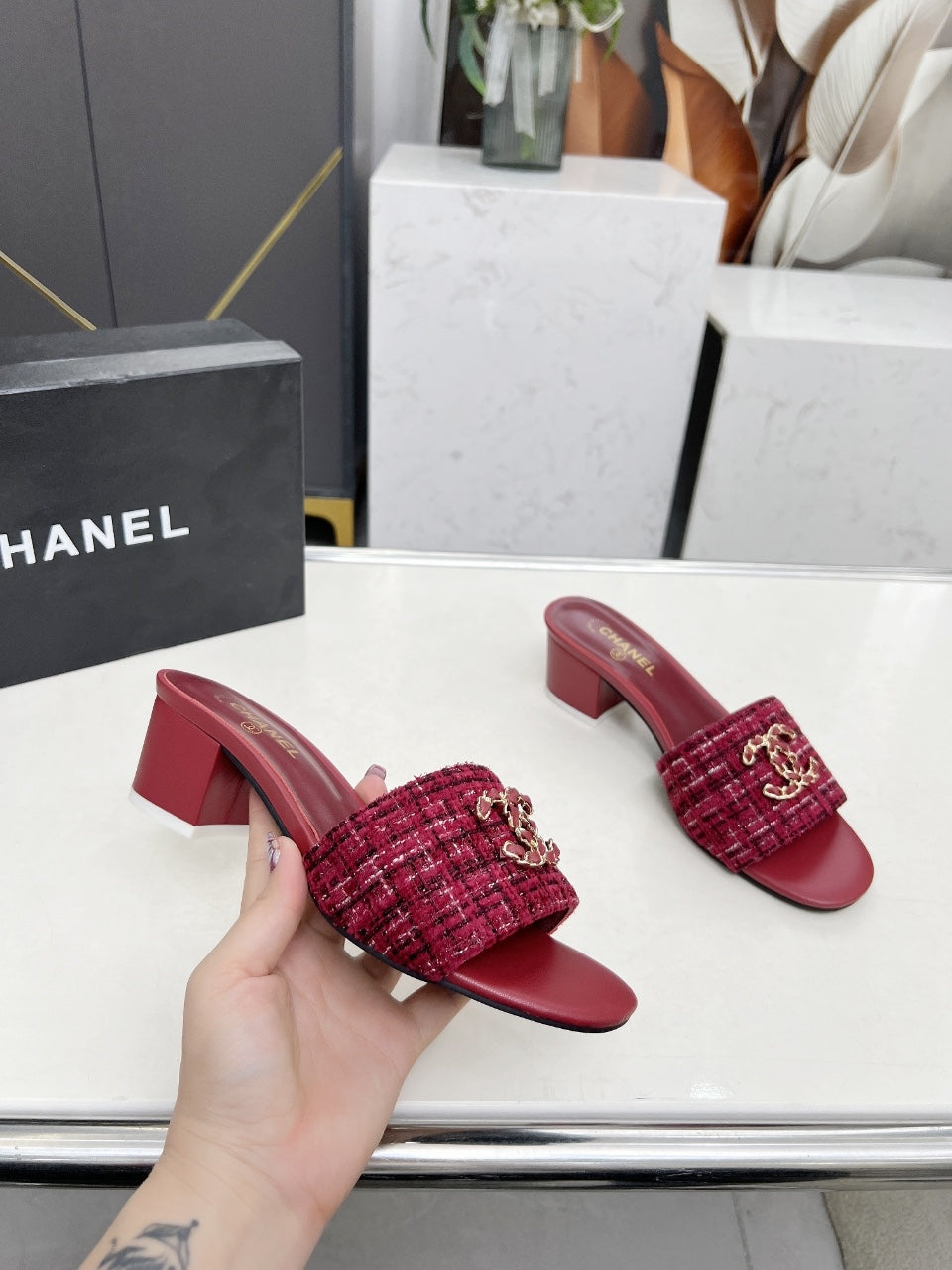 255QB30ZDE Stylish leather shoes