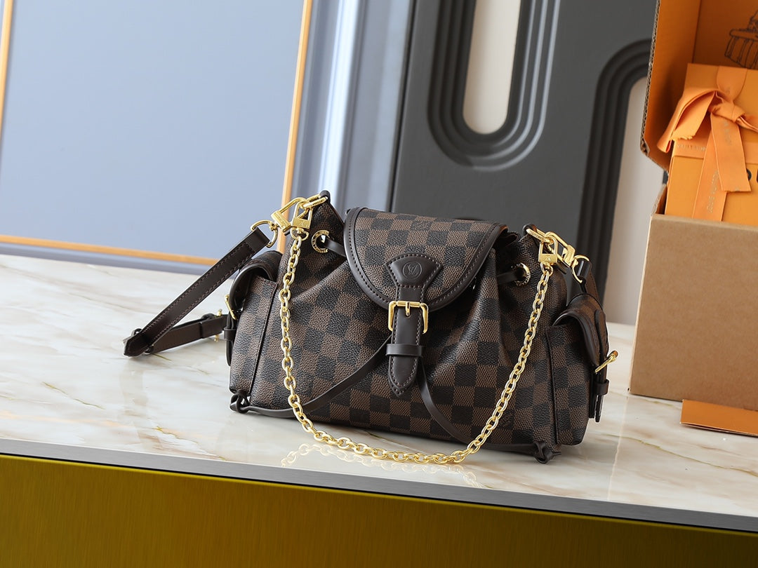 15RE18BDE Stylish leather bag