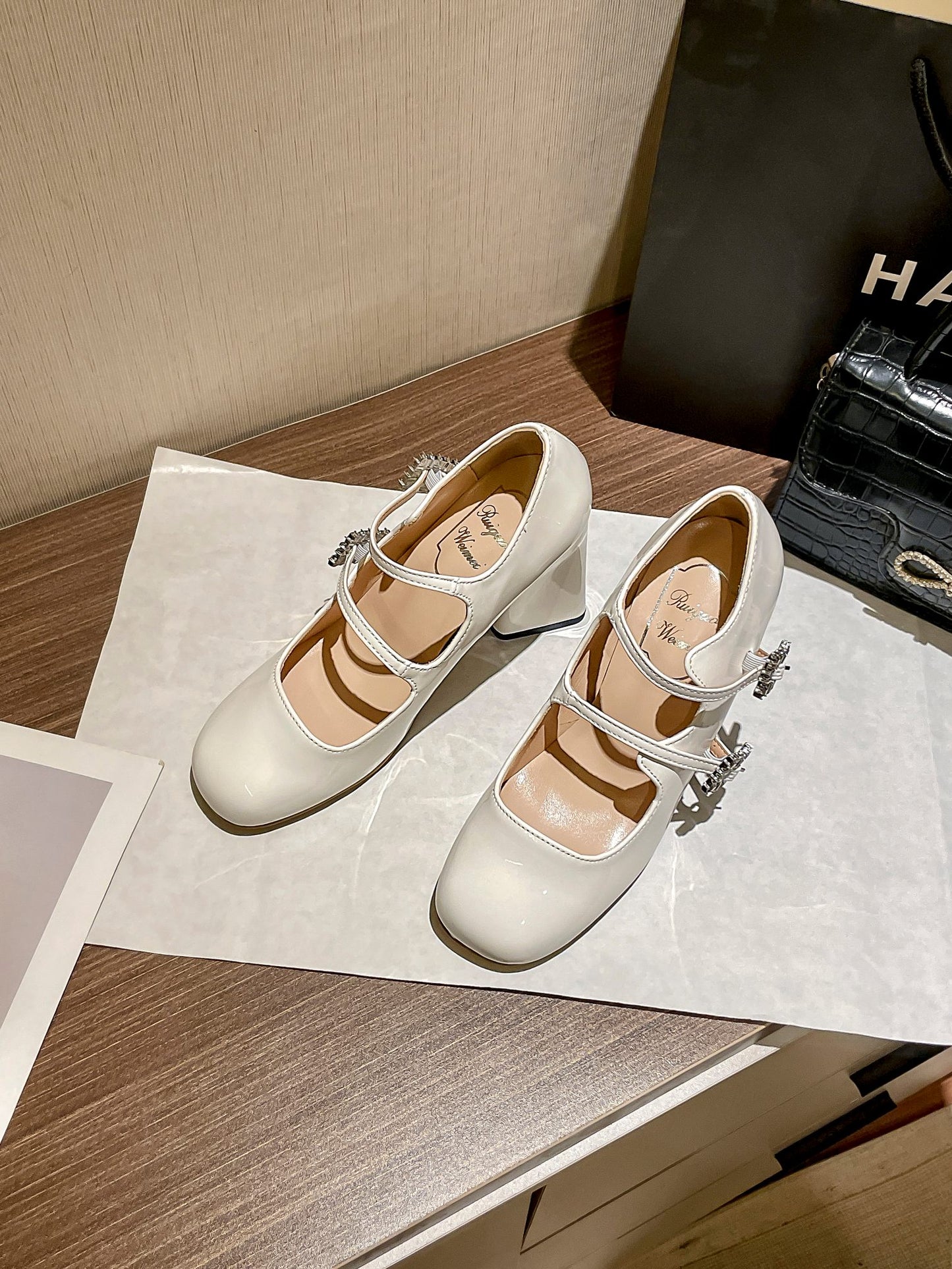 14A126ZDE Stylish Casual shoes Heel height 3cm 7cm