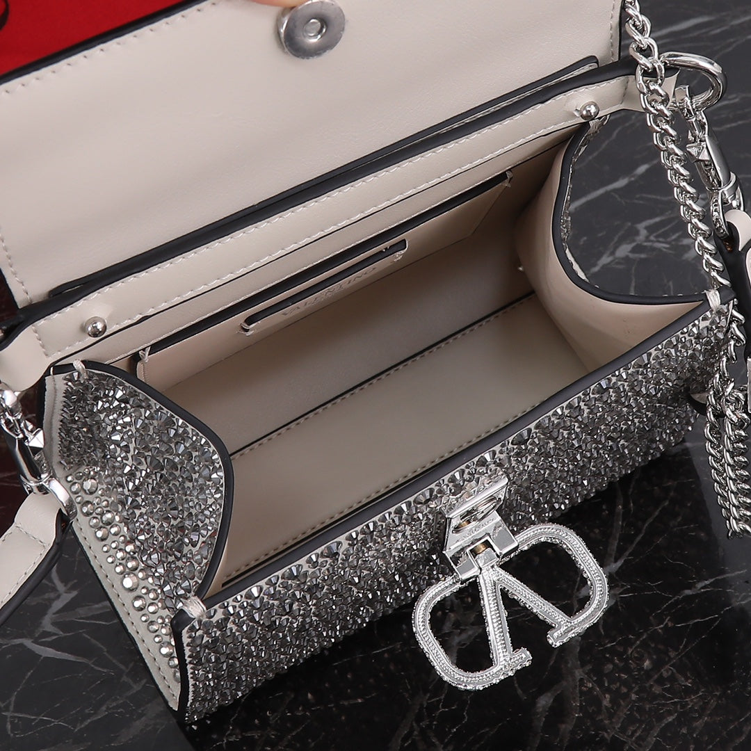 XA26BDE Stylish bag