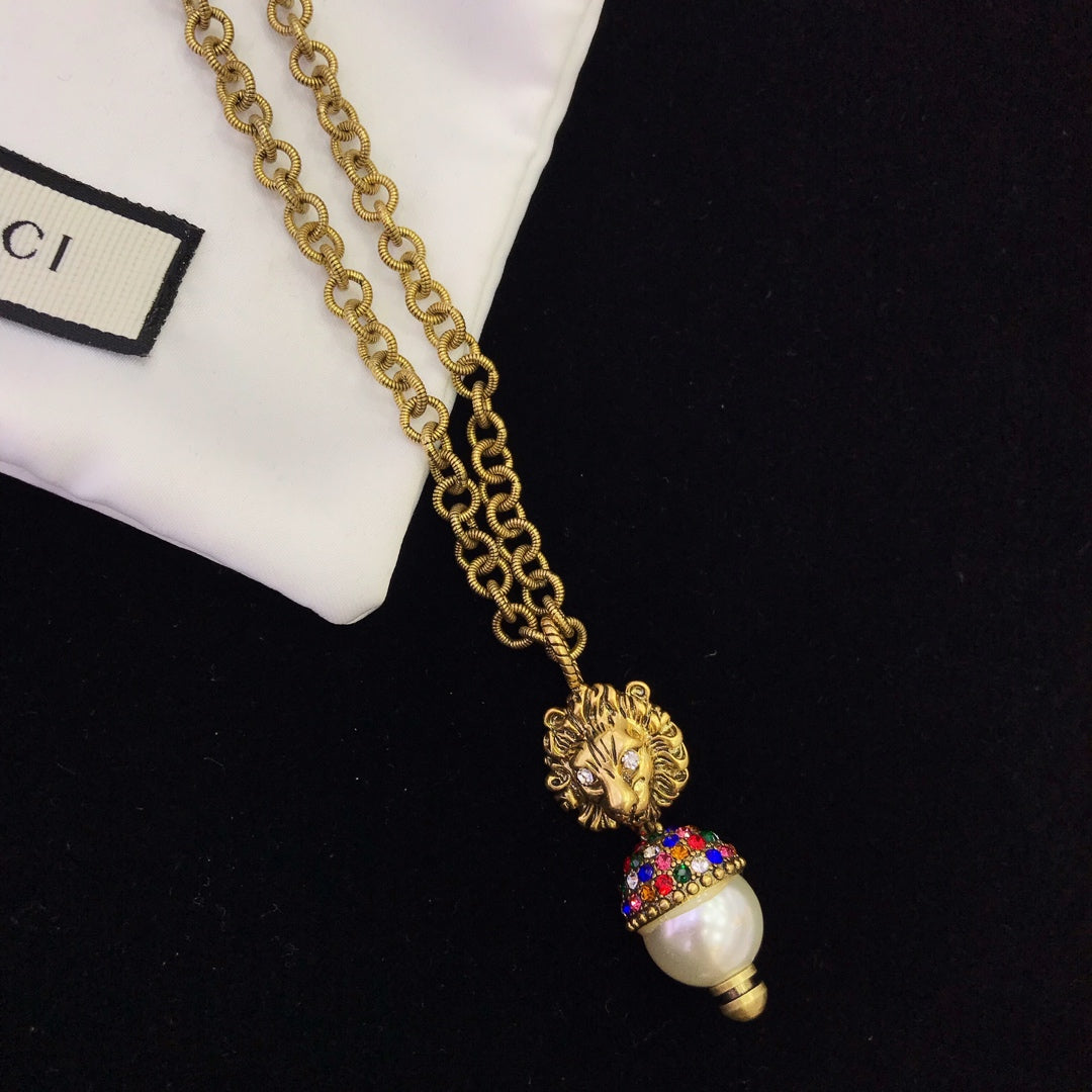 175RB95XDE Stylish Necklace