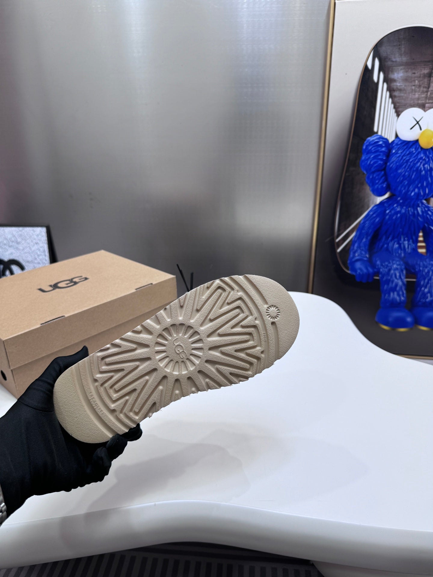 1LU13ZDE Stylish snow boots