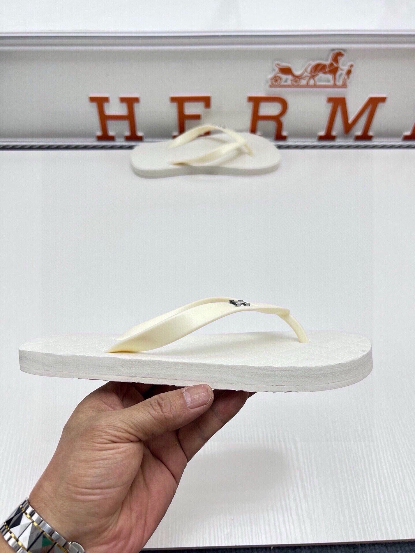 535ZH296ZDE Stylish Slippers
