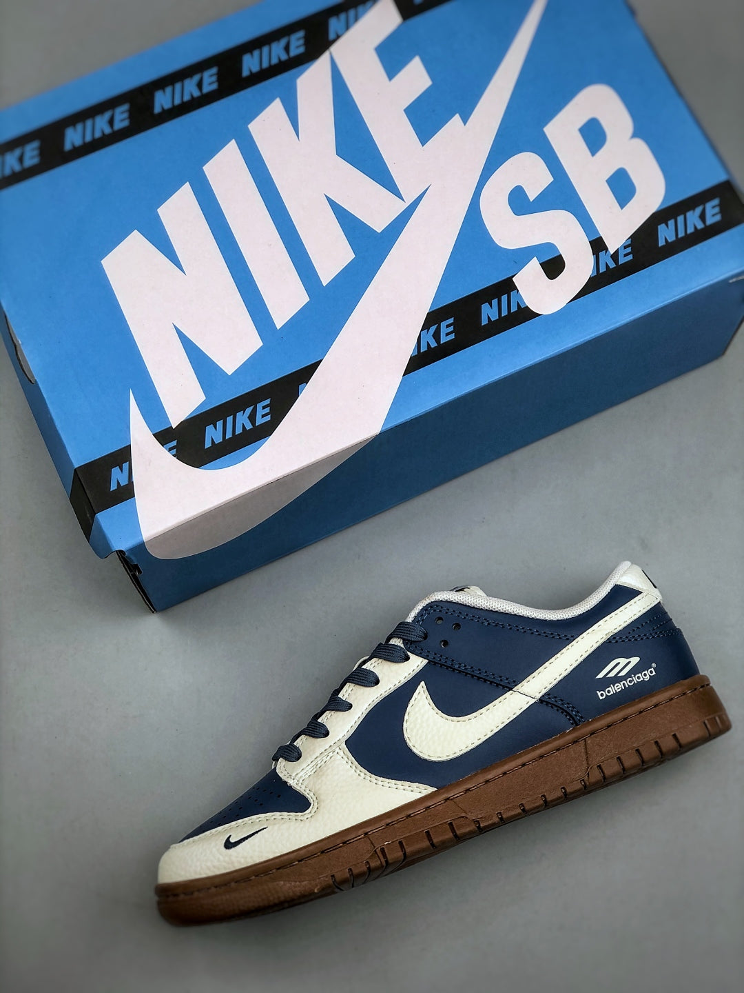 485RJ33ZDE Stylish shoes