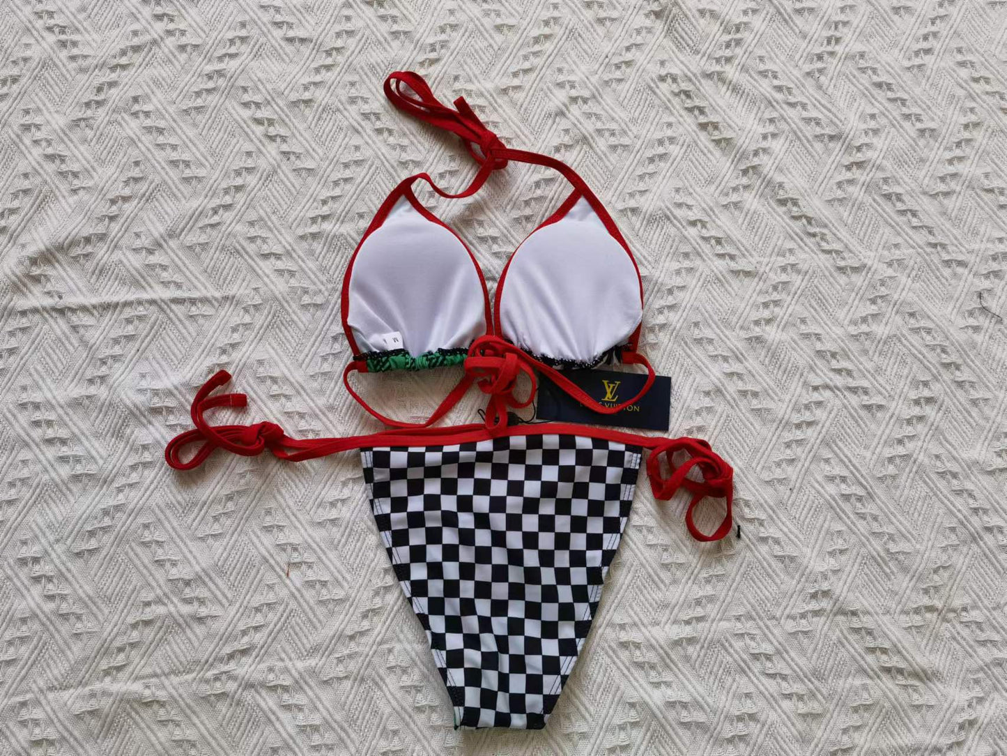14E42YDE Stylish Bikini swimsuit