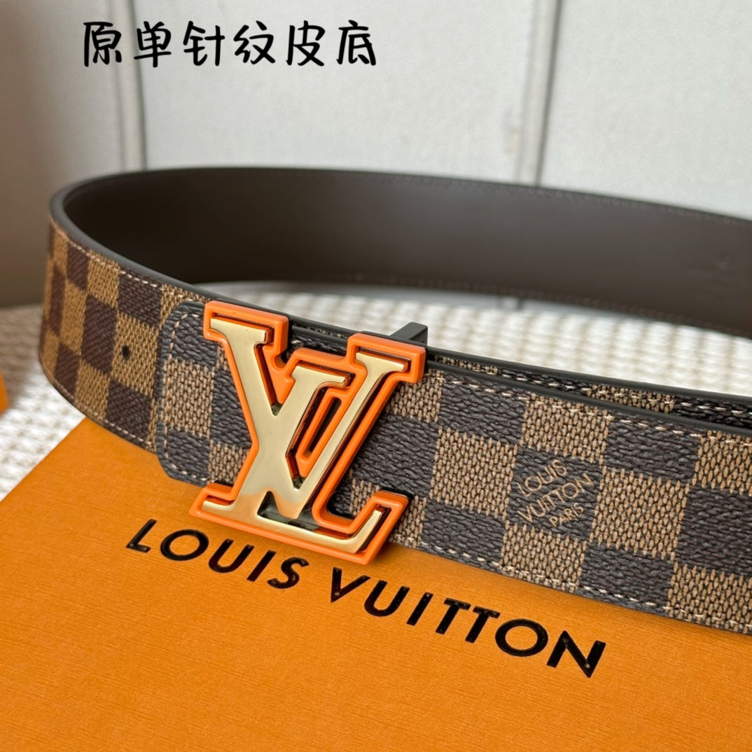 14E56PDE Stylish High quality belt With full package