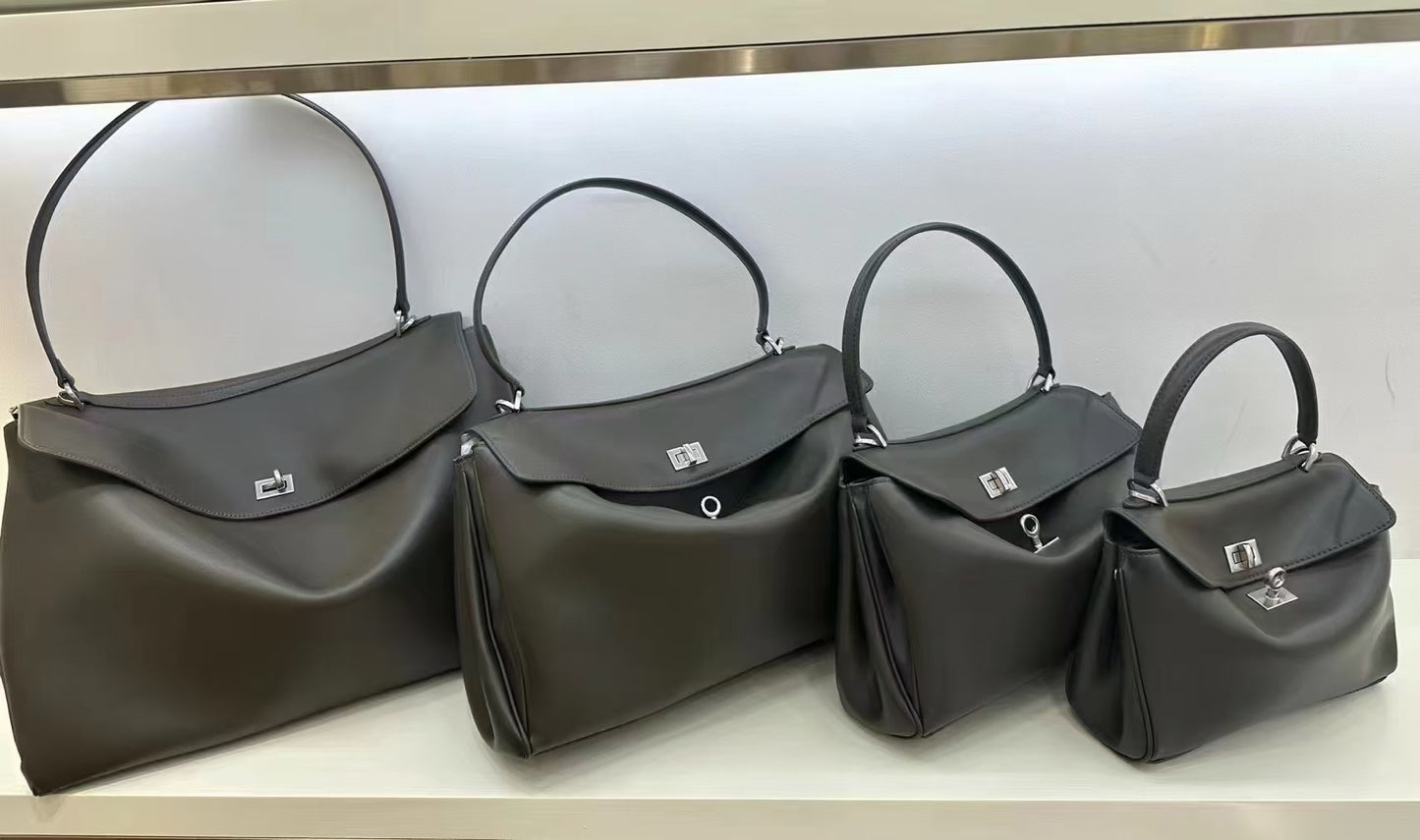 15XJ5BDE Stylish leather bag