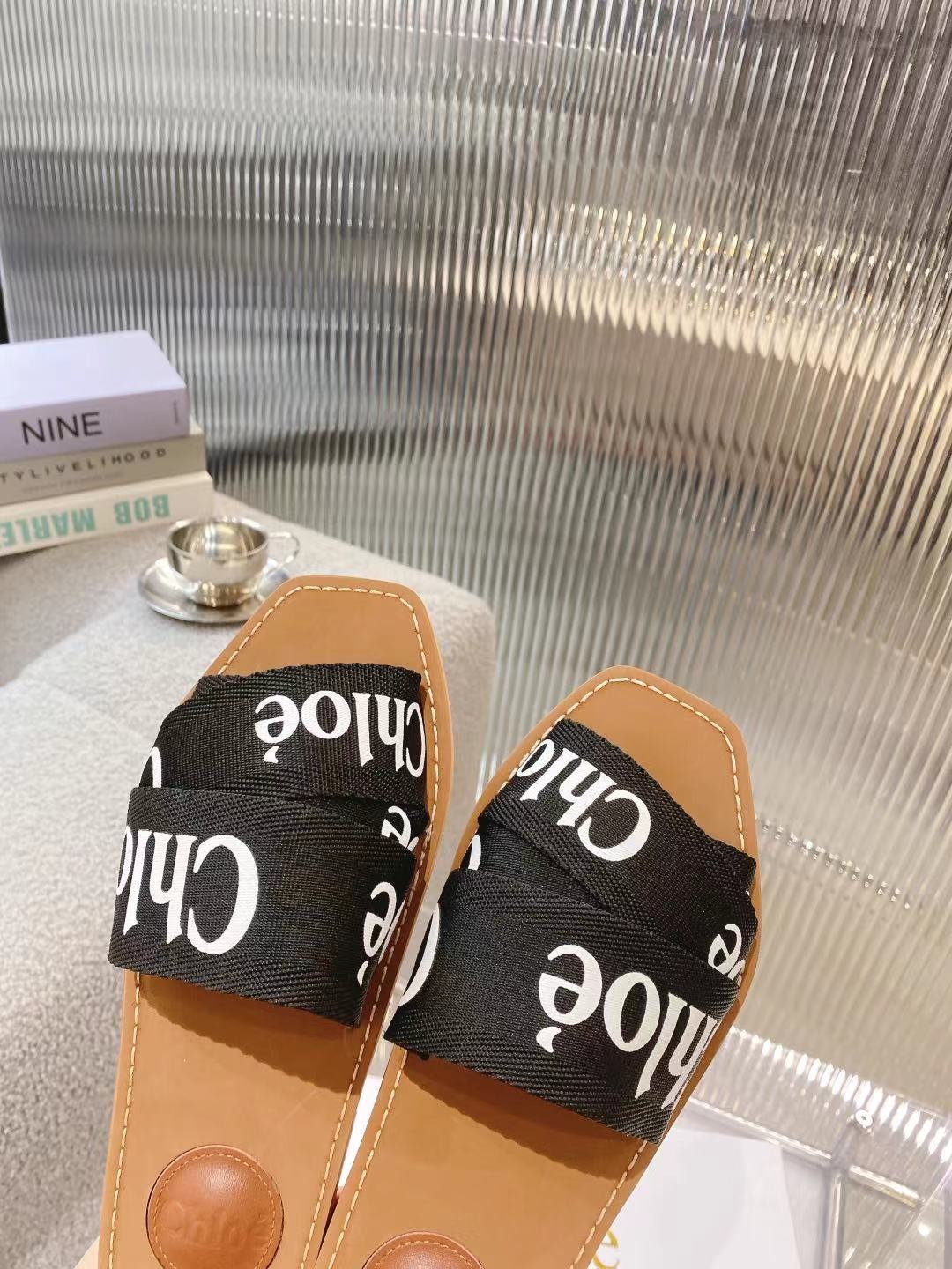 255QA53ZDE Stylish leather shoes