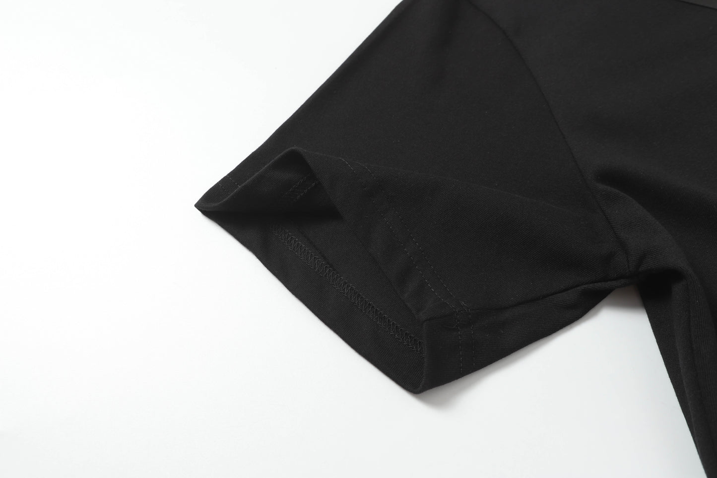 145RSL184UDE Stylish T-shirt