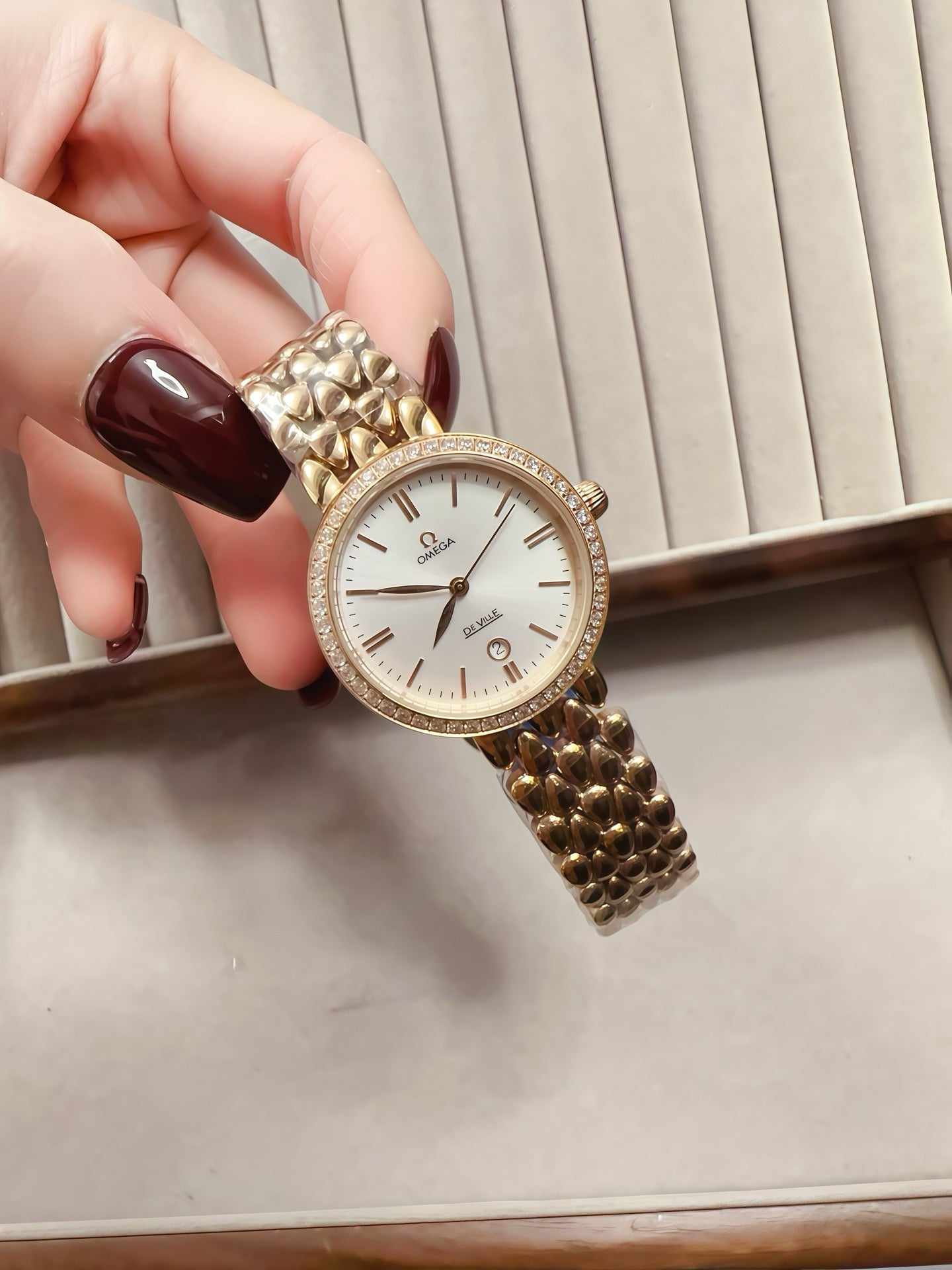 255RA35LDE Stylish Watches