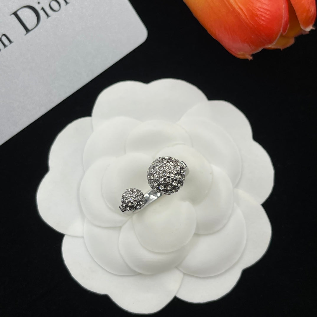 14D770JDE Stylish rings