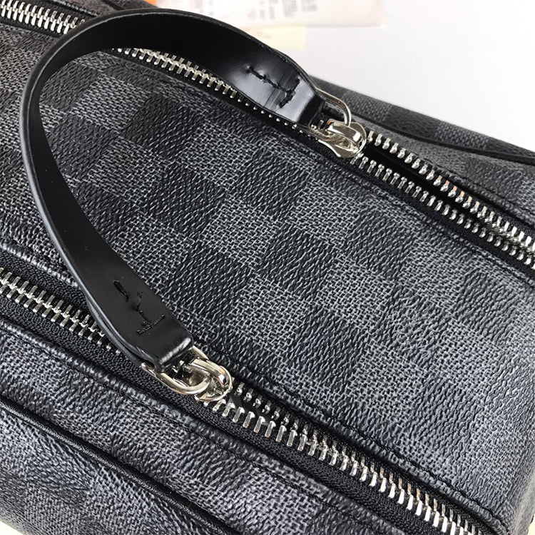 1E870BDE Stylish leather bag