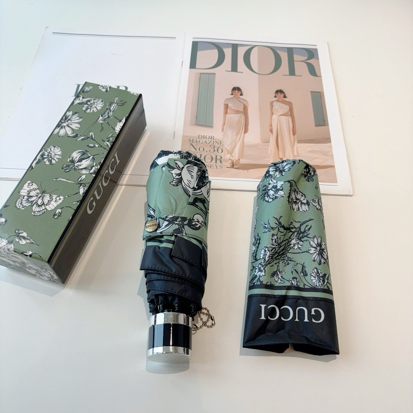 15RB84SDE Stylish UV resistant umbrella