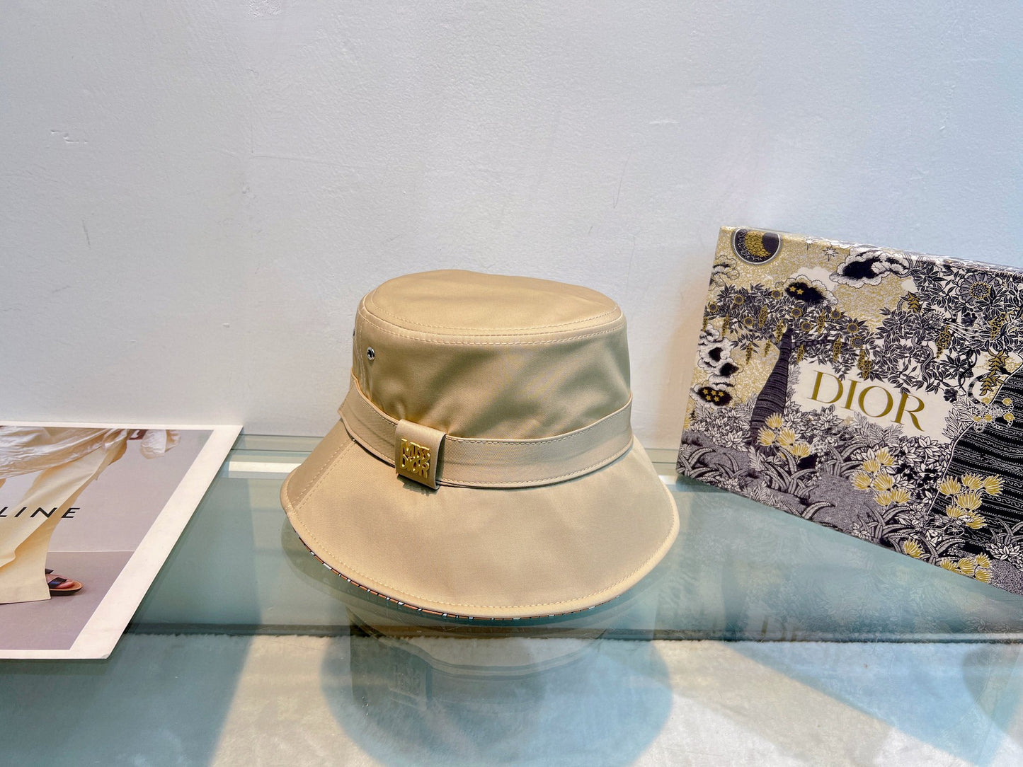 125ZD507MDE Stylish hats