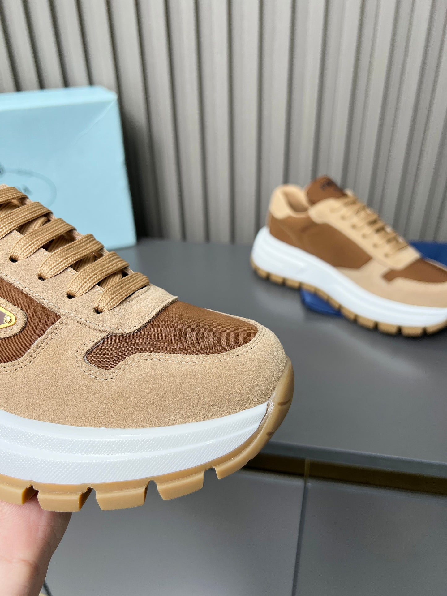 2LPD5XDE Stylish leather shoes