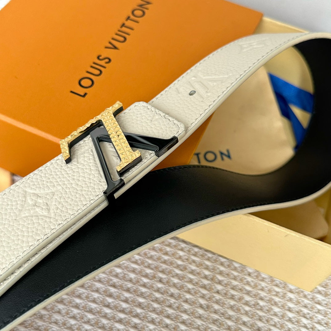14E133PDE Stylish High quality belt With full package