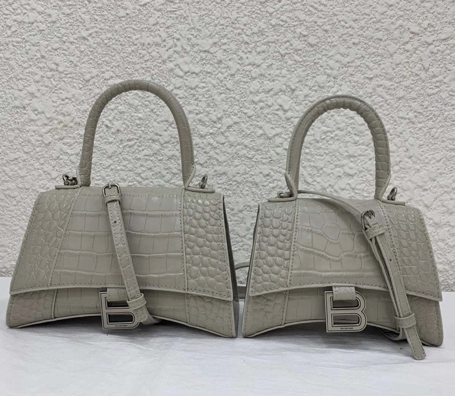 1J24BDE Stylish leather bag