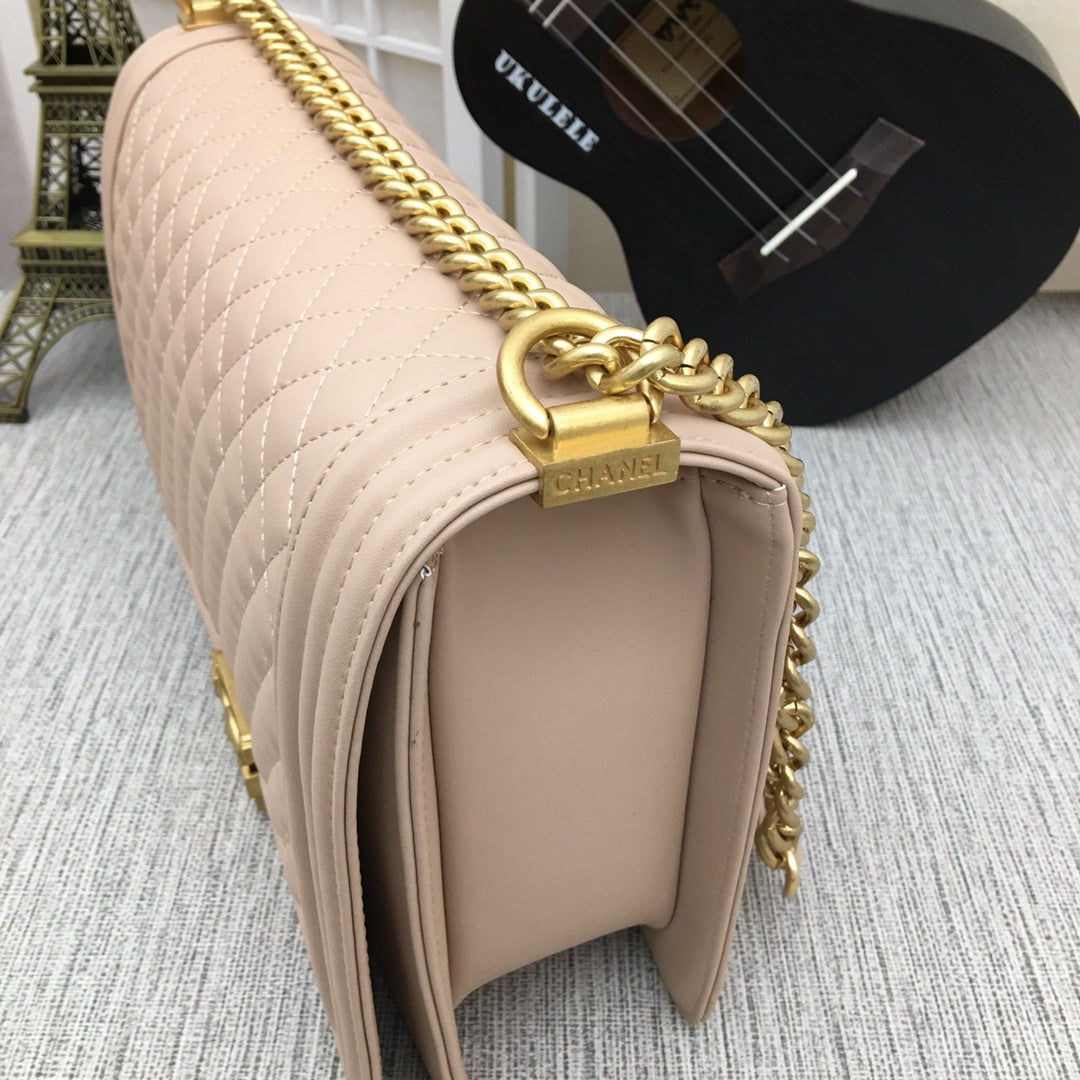 5C60BDE Stylish leather bag