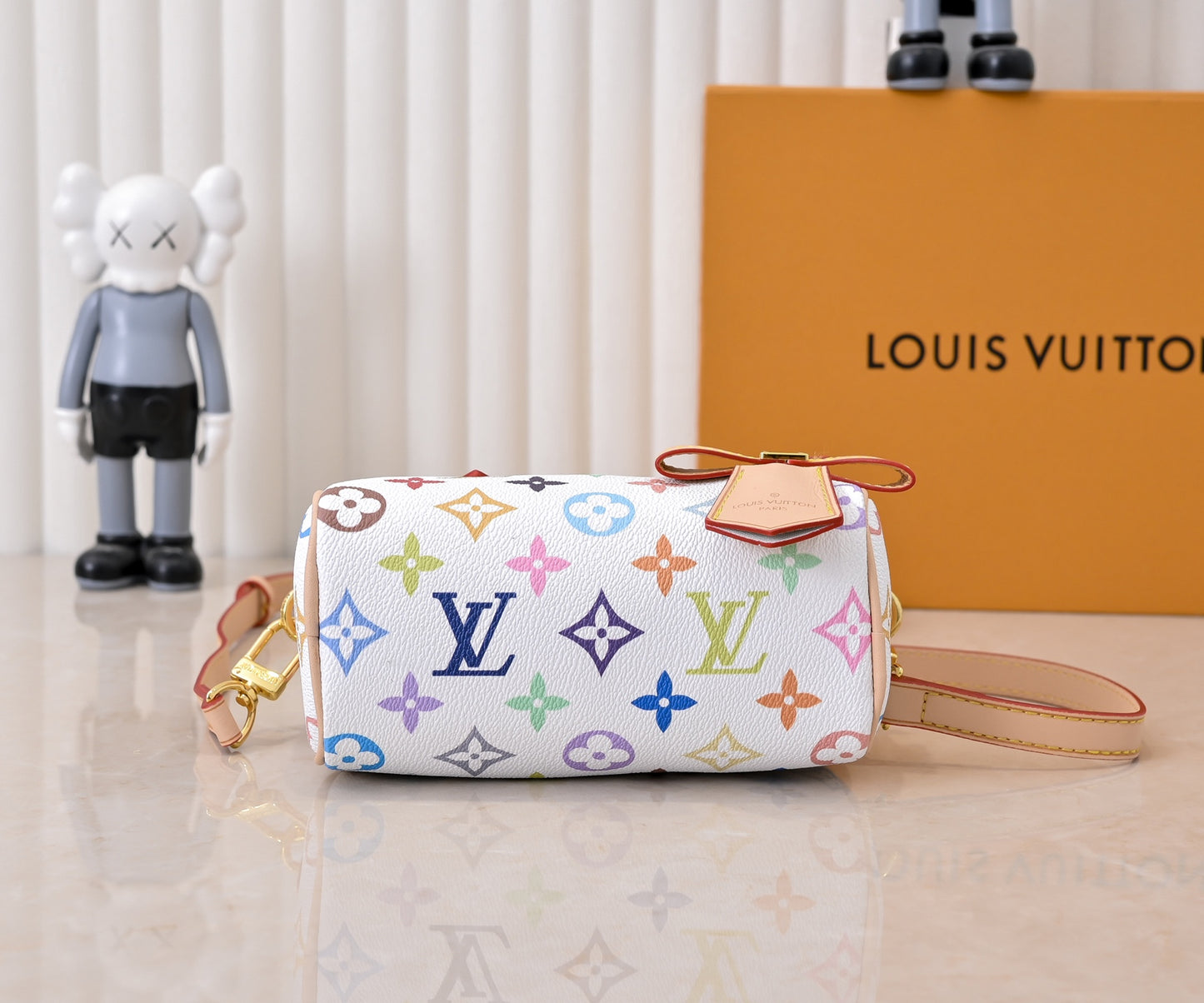 175XE2BDE Stylish leather bag
