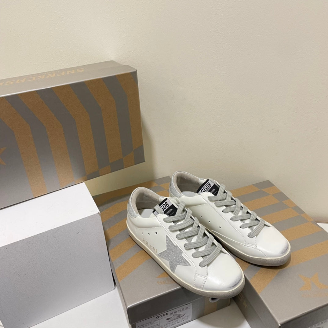 14GE114ZDE Stylish shoes