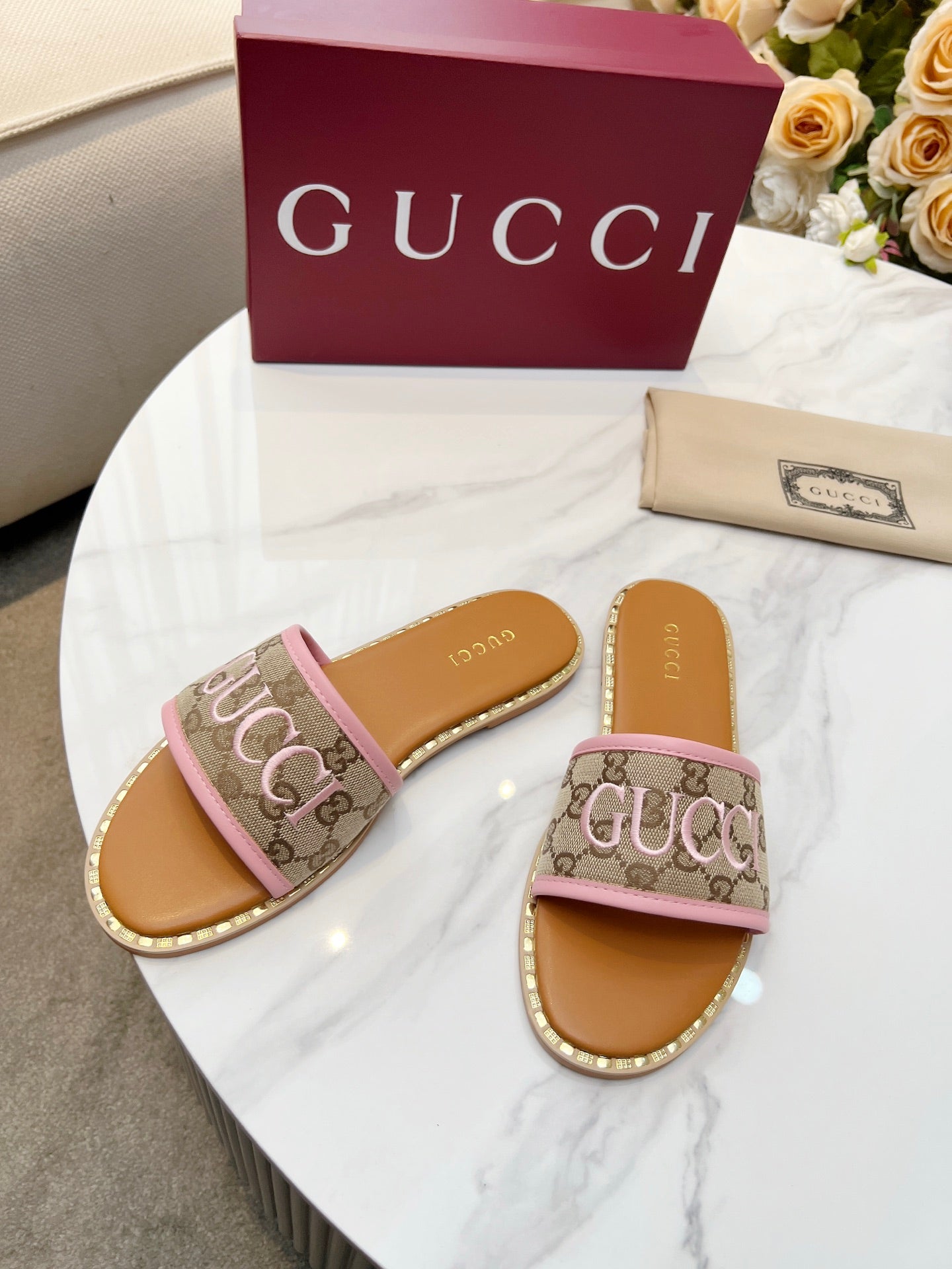 255QB29ZDE Stylish leather Slippers