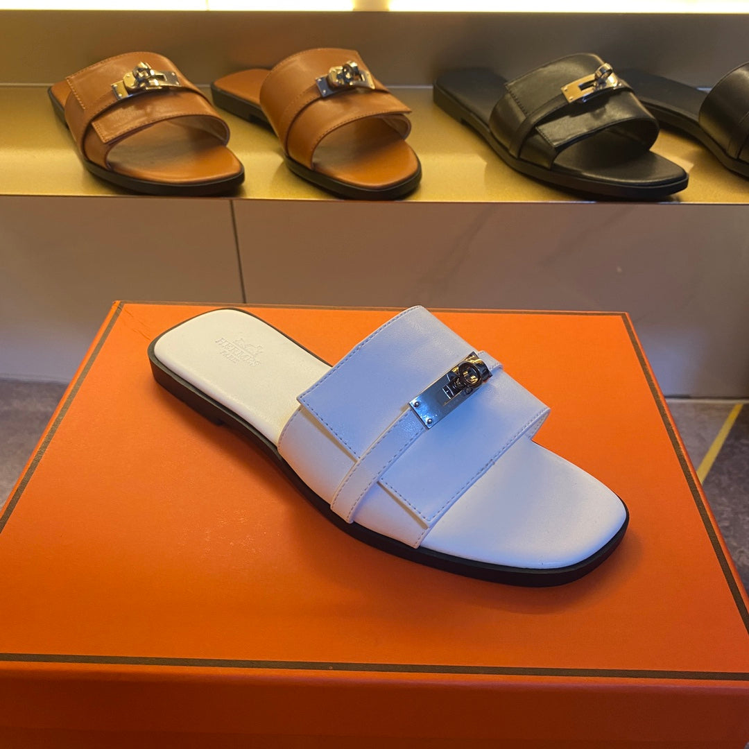 14H33ZDE Stylish slippers