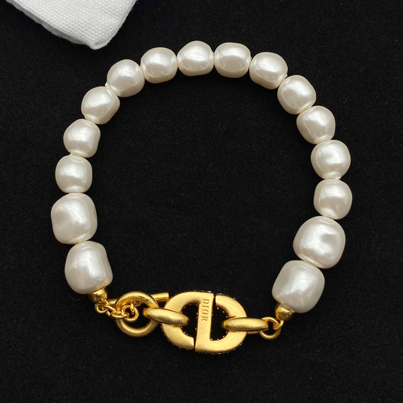3D343KDE Stylish Bracelets