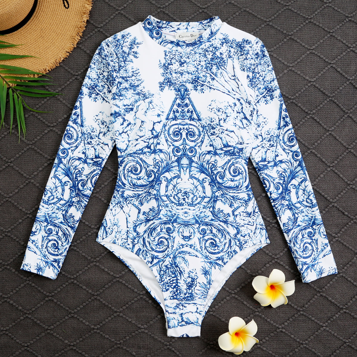14D104YDE Stylish Long sleeve swimsuit