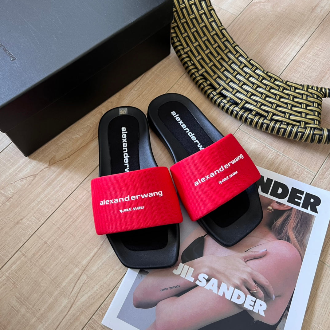 14A5ZDE Stylish Slippers