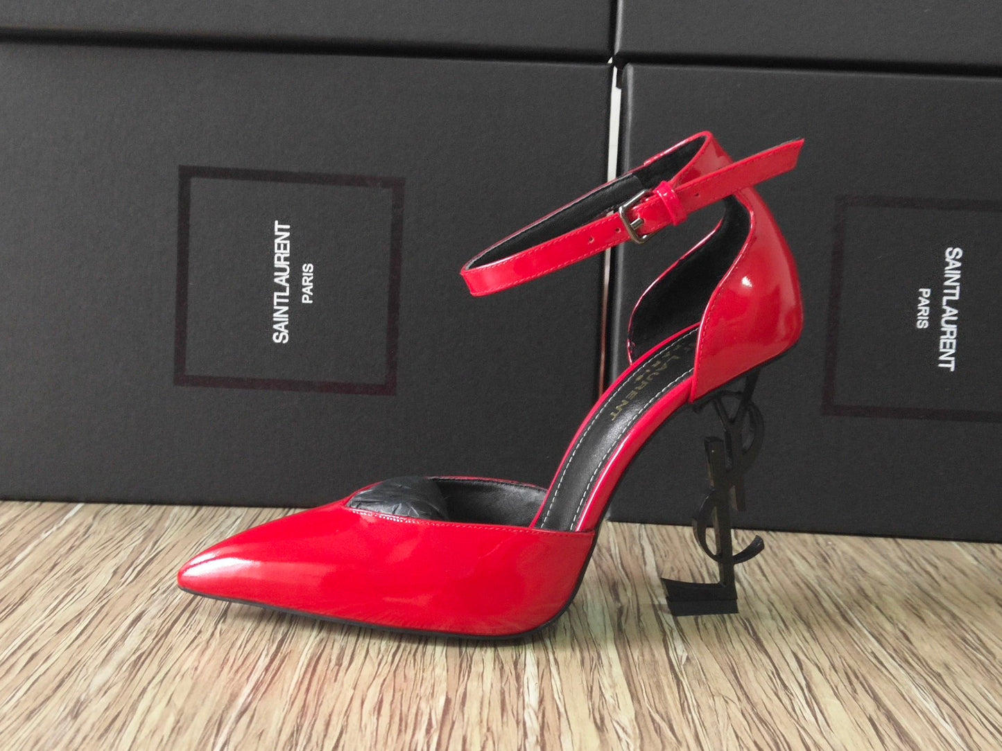 2XSL155ZDE Stylish leather high heels(patent leather)