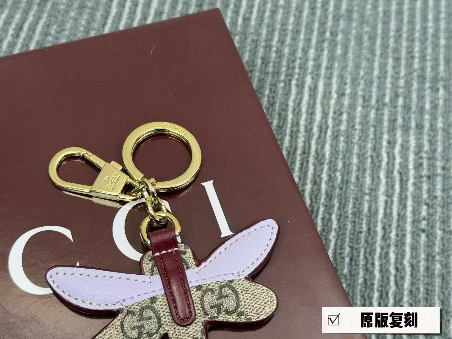 35RB9ADE Stylish bag 's charms accessories