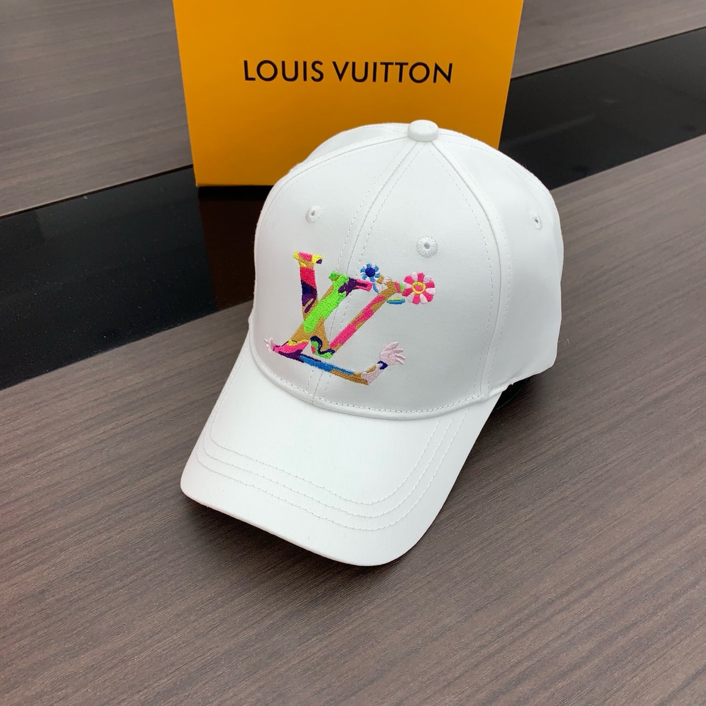 125ZE517MDE Stylish hats