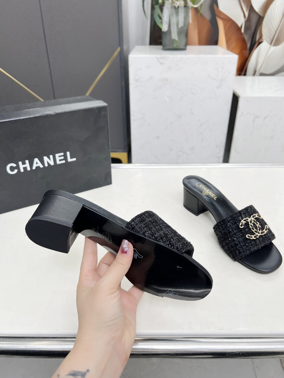 255QB30ZDE Stylish leather shoes