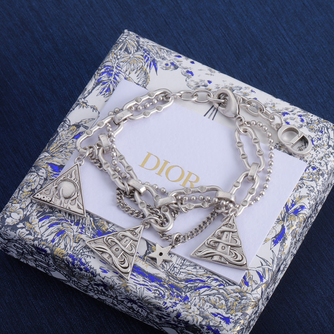 14D593XDE Stylish Bracelets Necklaces
