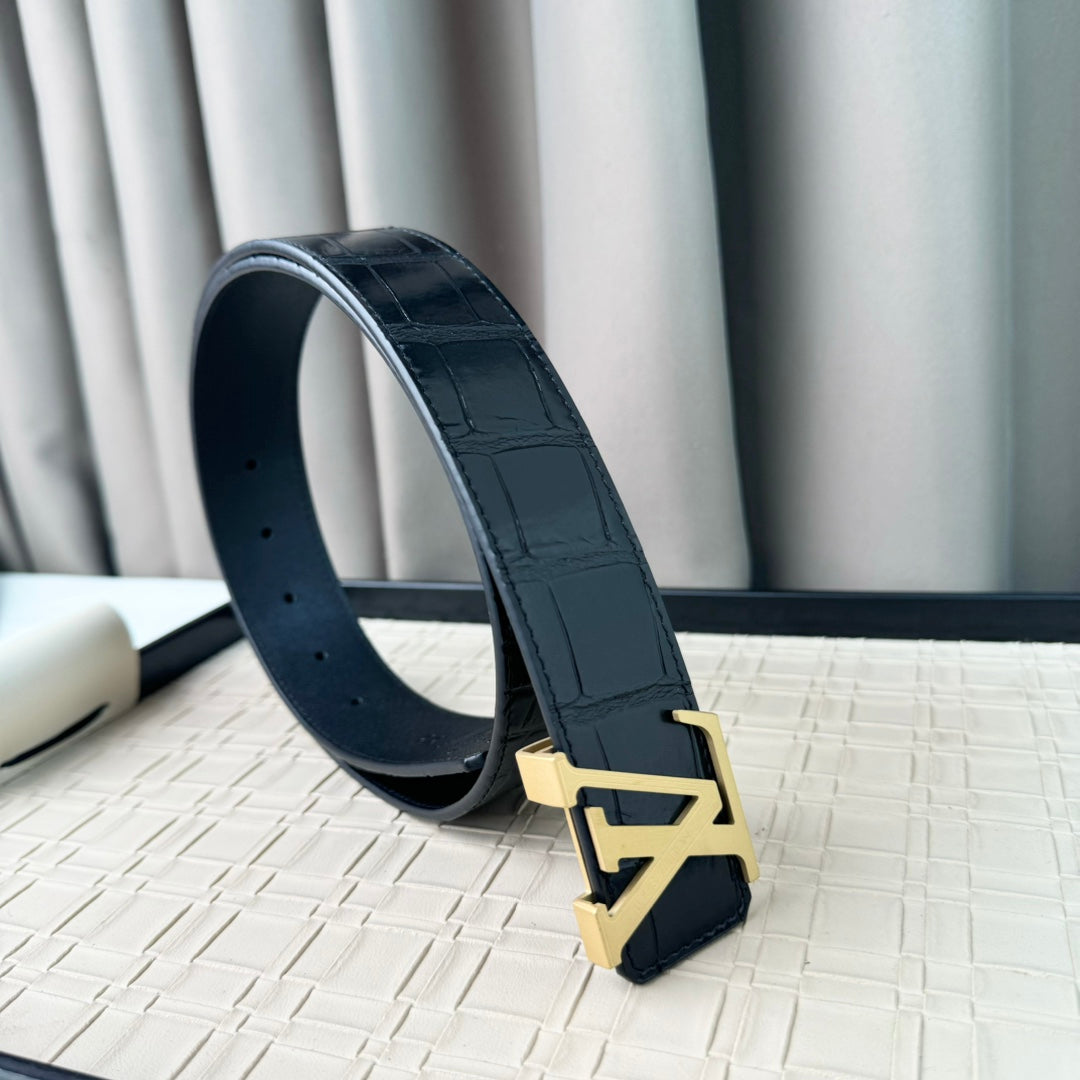 14E24PDE Stylish High quality belt With full package