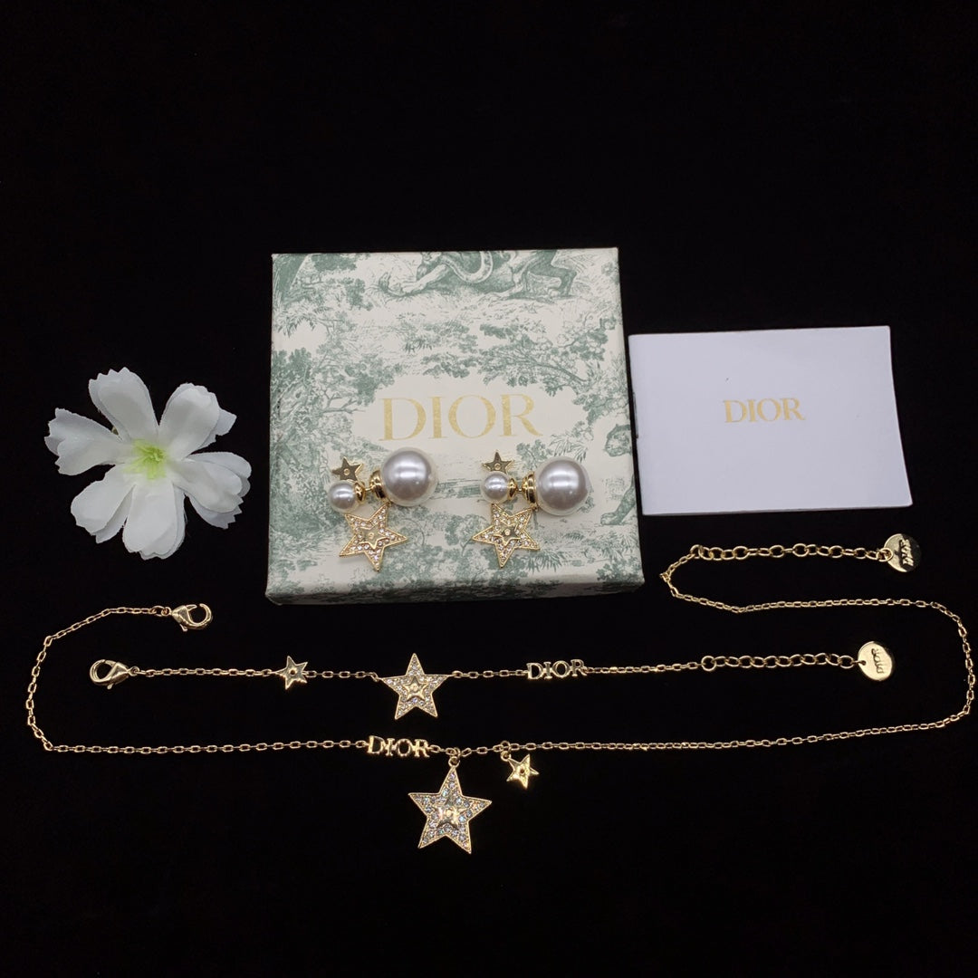 14D248XDE Stylish Rings Earring Bracelets Necklaces