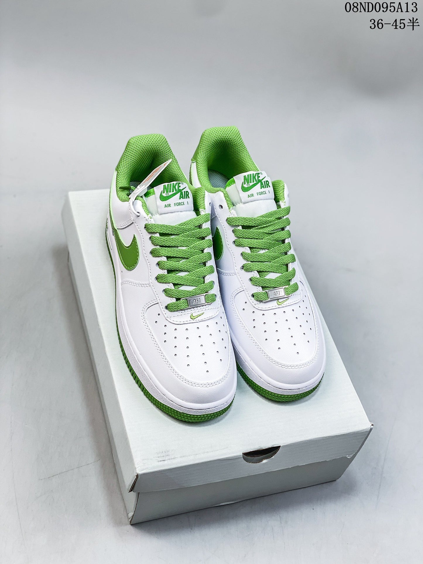 4YN33ZDE Stylish Sneakers (No Box, August-October Big Sale)