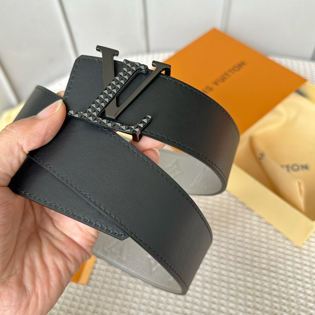 14E133PDE Stylish High quality belt With full package