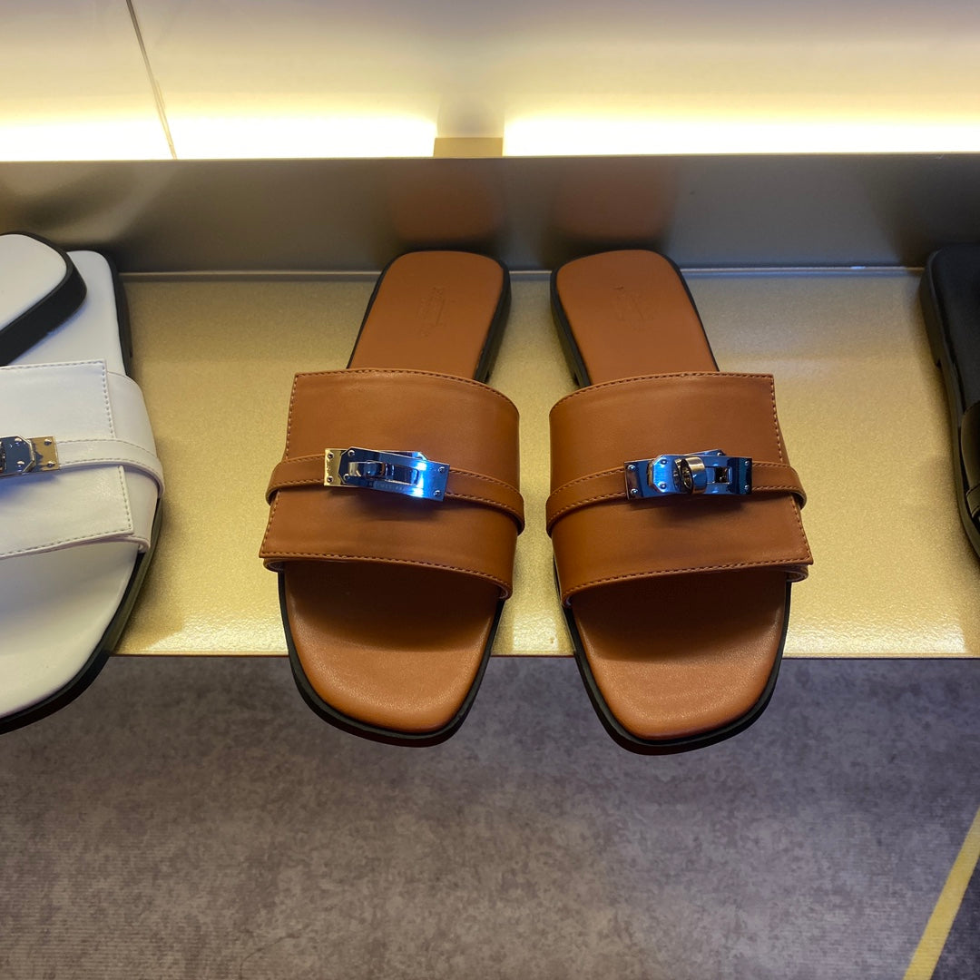 14H33ZDE Stylish slippers