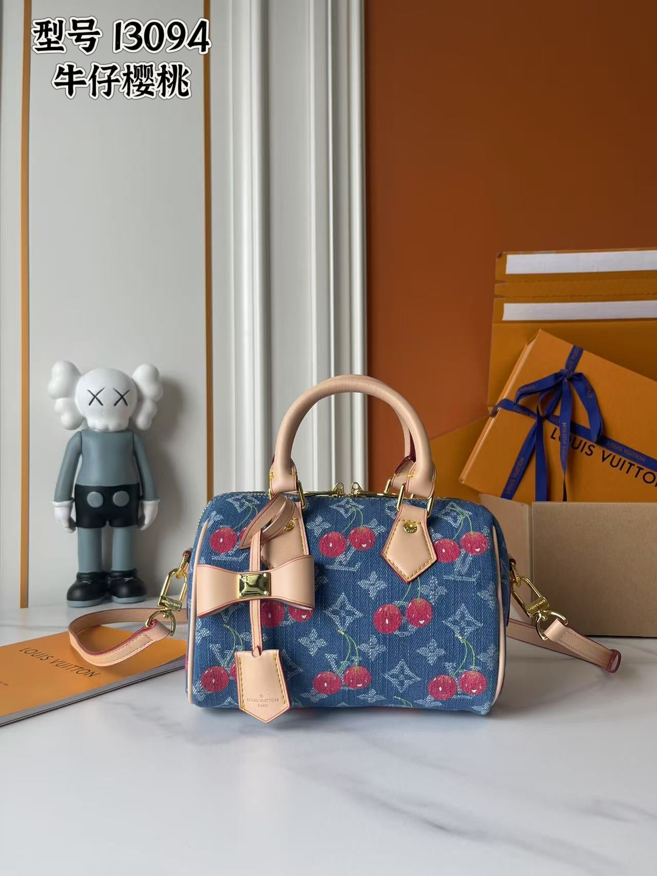 15RE28BDE Stylish bag